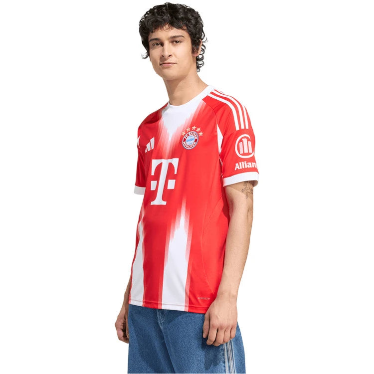 Camisola Bayern Munich 25/26
