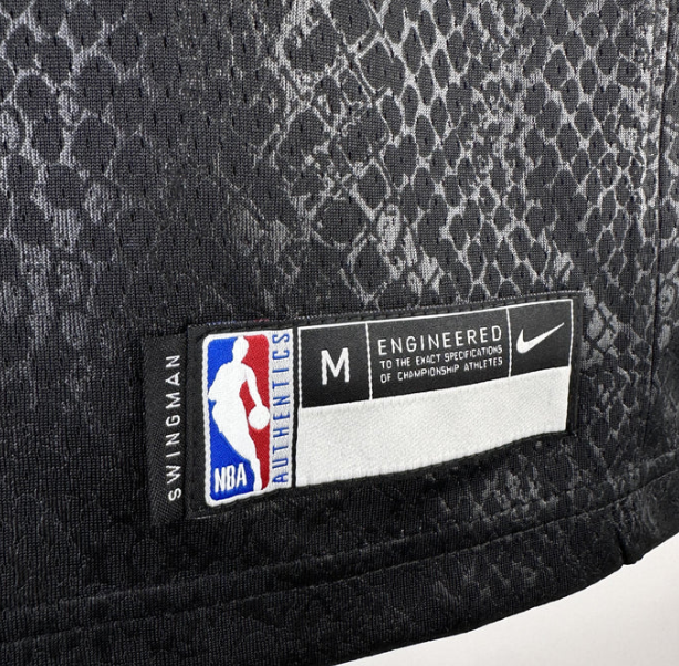 Camisola NBA Los Angeles Lakers Black Mamba Edition